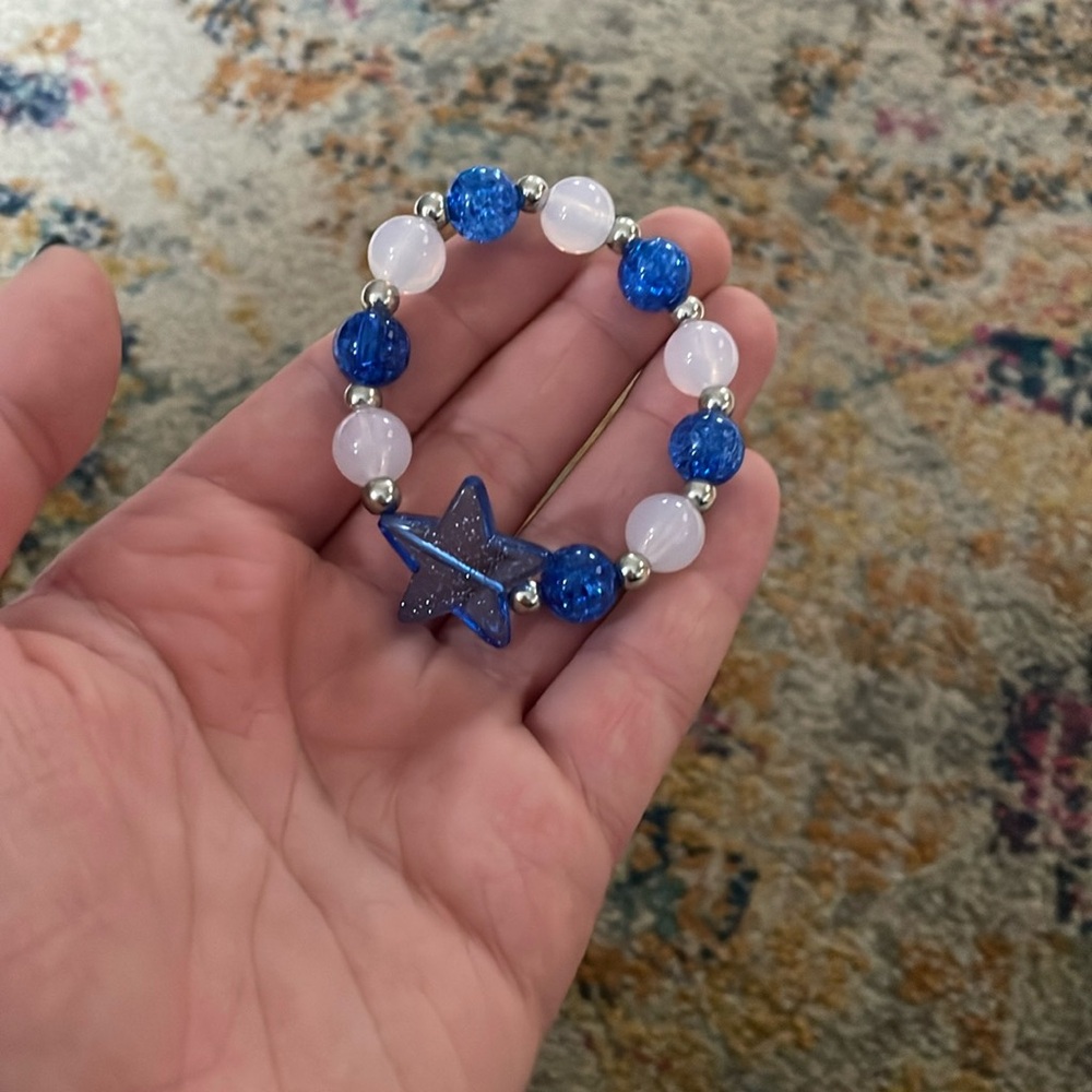 Small plastic fun bead bracelet
